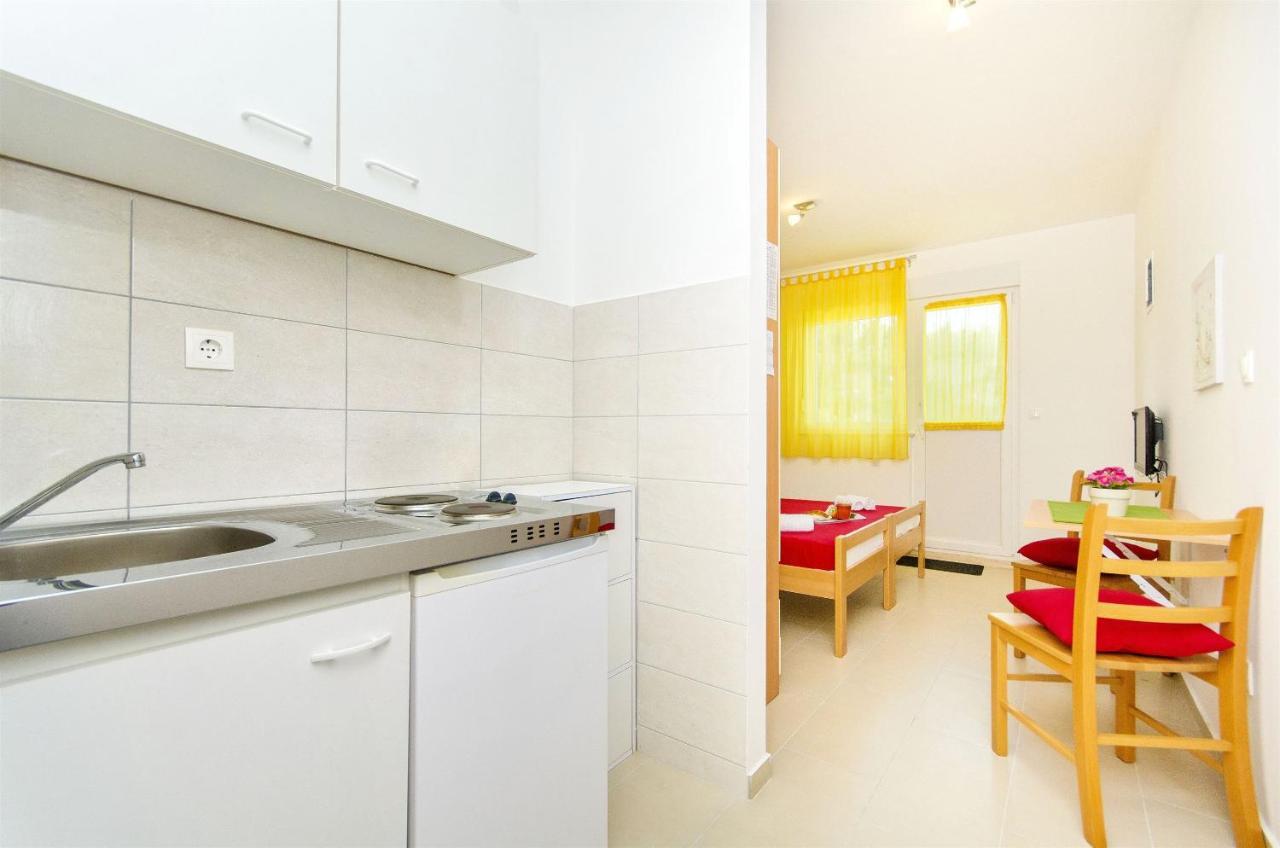 Apartments Pava Donji Okrug  Εξωτερικό φωτογραφία